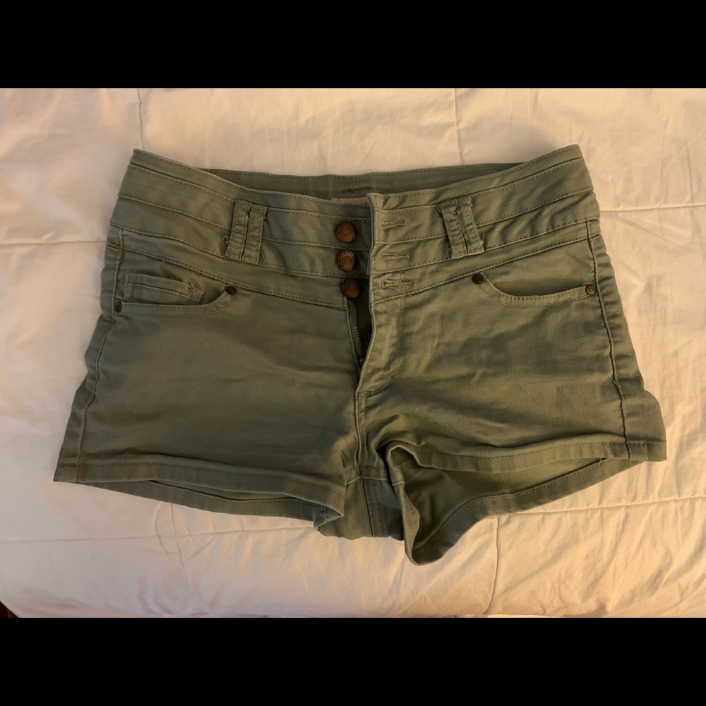 Forest green shorts size 5